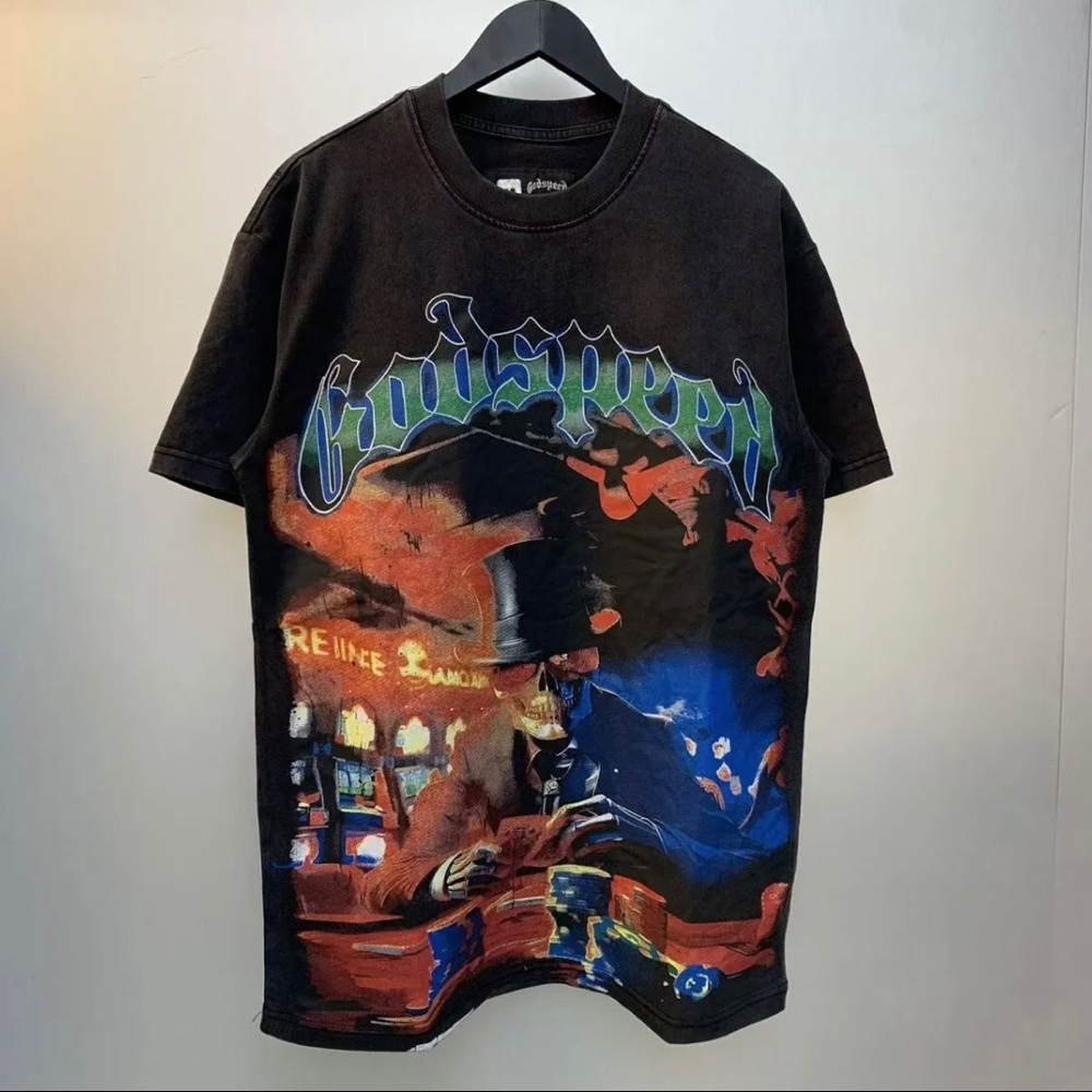 Dynamic Black Short Sleeve Graphic Tee